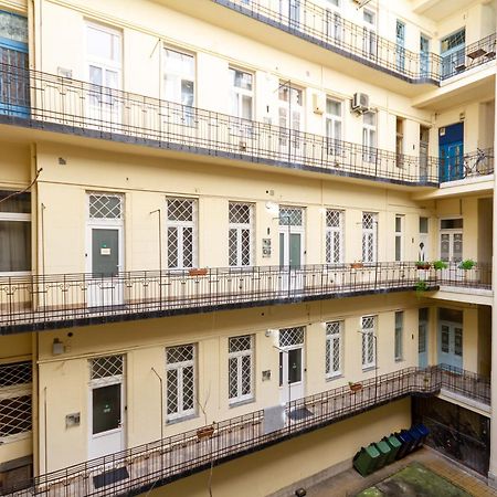 Stylish Suite Westend Budapest Exterior photo
